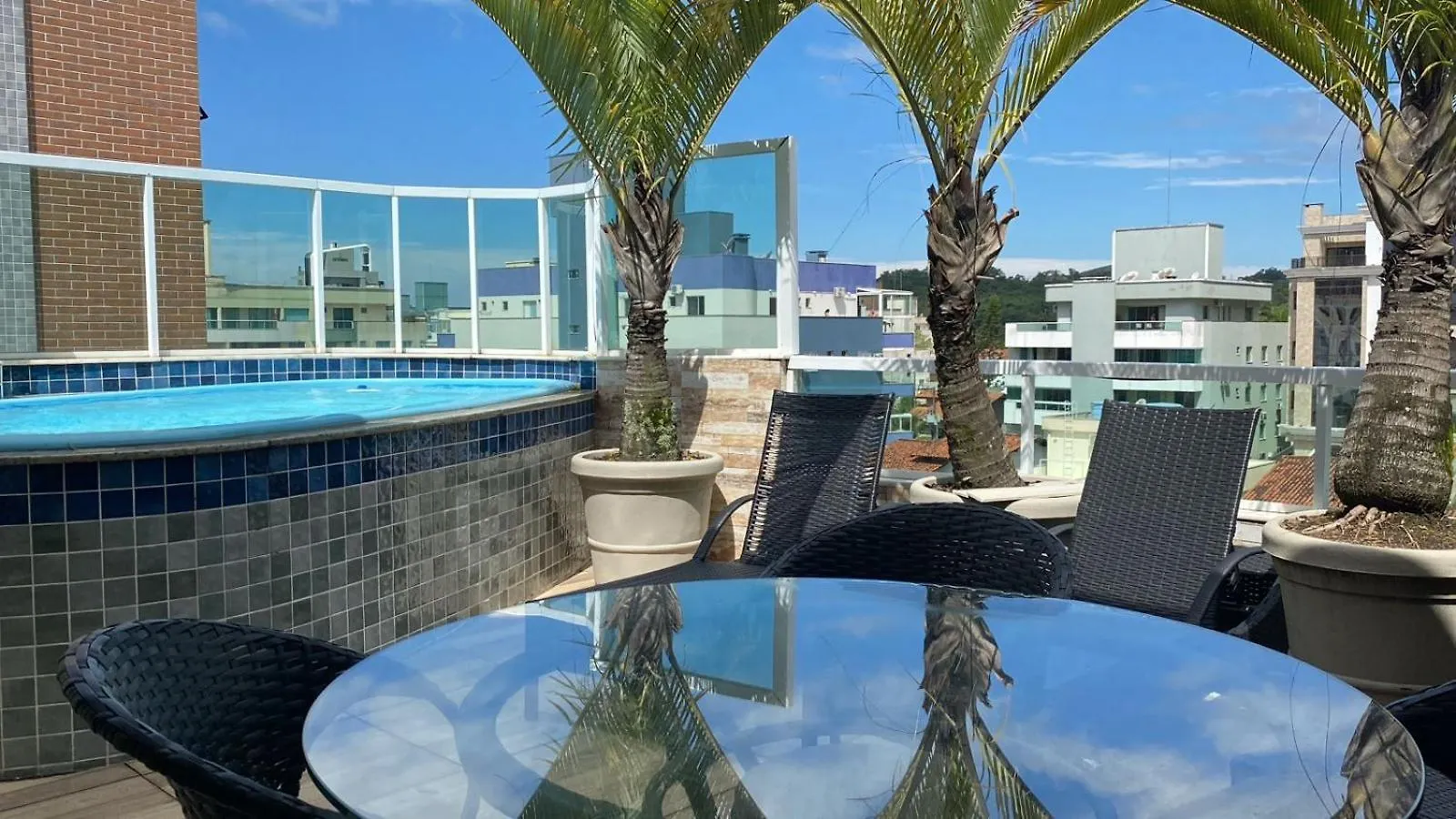 Cobertura Com Piscina Em Bombinhas Sc Apartment 0*,